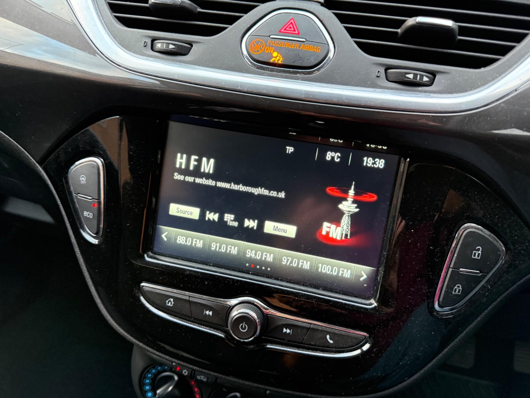 Vauxhall Corsa 1.4i Design Euro 6 (s/s) 5dr — photo 97 of 104